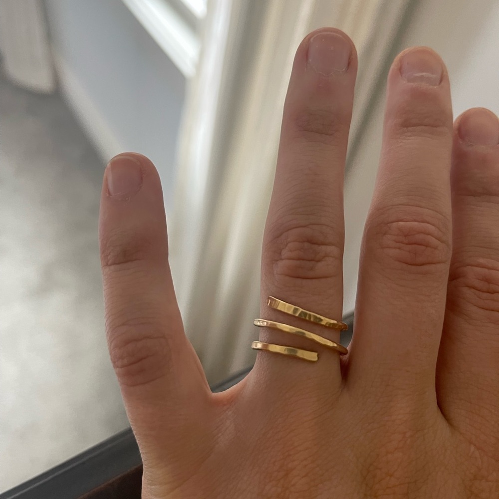 Gold adjustable twist ring